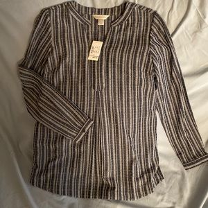 Christopher & Banks long sleeve shirt with pockets